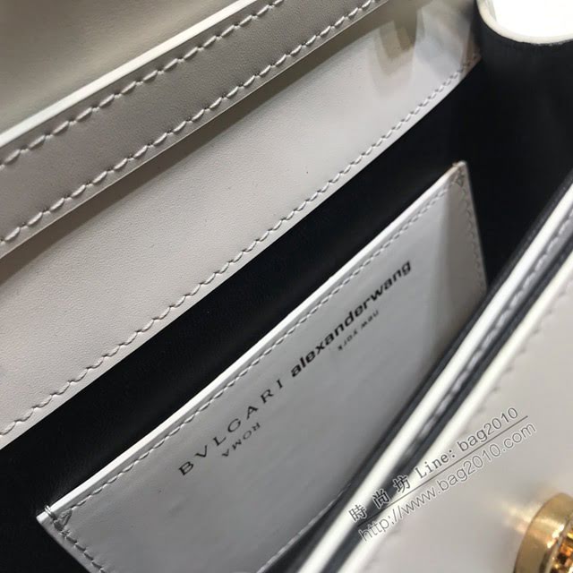 Bvlgari女包 寶格麗新品系列小牛皮腰包 B288739 雙蛇首搭扣 Bvlga手拎肩背女包  fyd1539